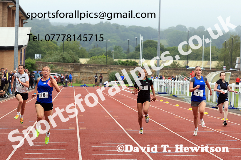 Girls 100 metres, 2025 Northumberland Schools Track and Fields, Wentworth, Hexham. Photo: David T. Hewitson/Sports for All Pics